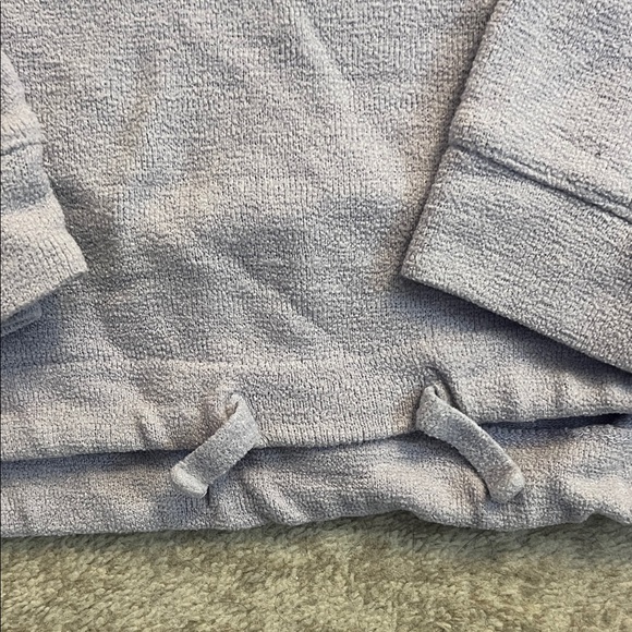 Three Dots Light Gray Long Sleeve Top - Picture 3 of 4